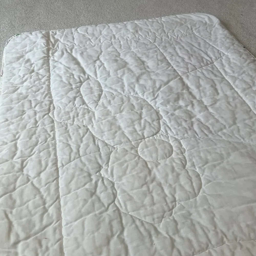 Vintage Bunny Applique Baby Crib Quilt Blanket Nursery Decor Pastel Kites 32x40